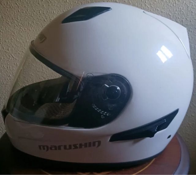 Casco de moto blanco Marushin