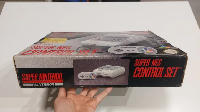 Solo Caja Super Nintendo ESP trasera rara