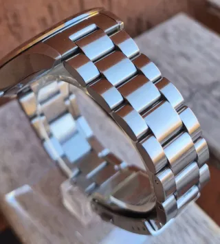 Hamilton Khaki Air Race H76525151 Red bull