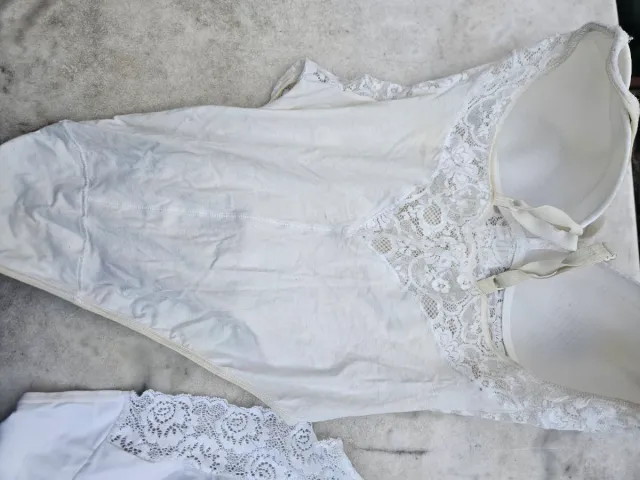 Body bianco con pizzo