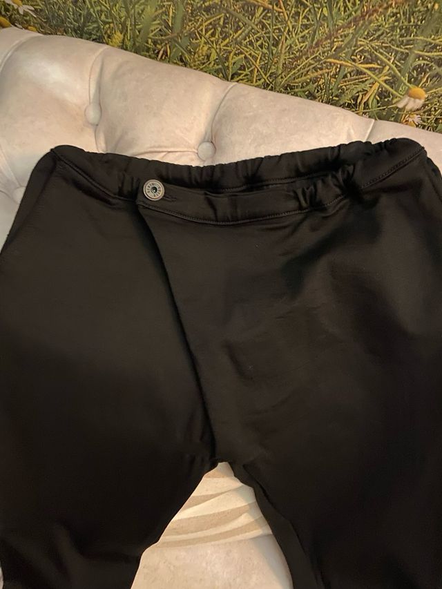 pantalon negro diseño