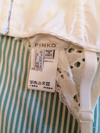 Top Pinko encaje negro y blanco