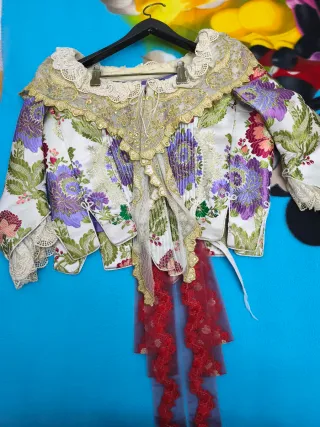Traje de Fallera Oro y blanco