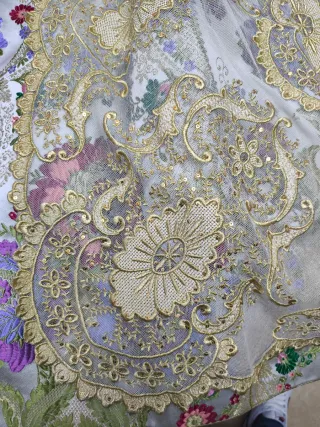 Traje de Fallera Oro y blanco