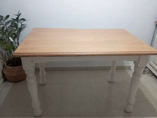 Mesa de comedor de pino macizo
