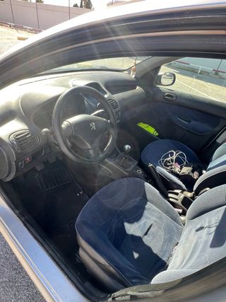 Peugeot 206 2001