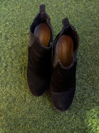 Botines negros tacón