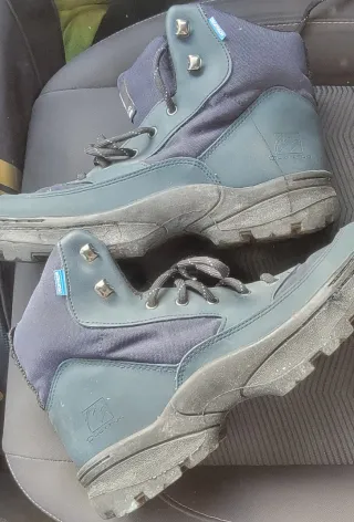 Botas de montaña Decathlon Talla 42