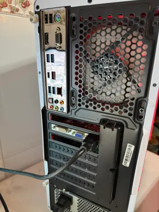 Ordenador ASUS i7 SSD con Windows 10