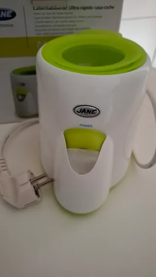 Calienta biberones marca Jane para casa y coche