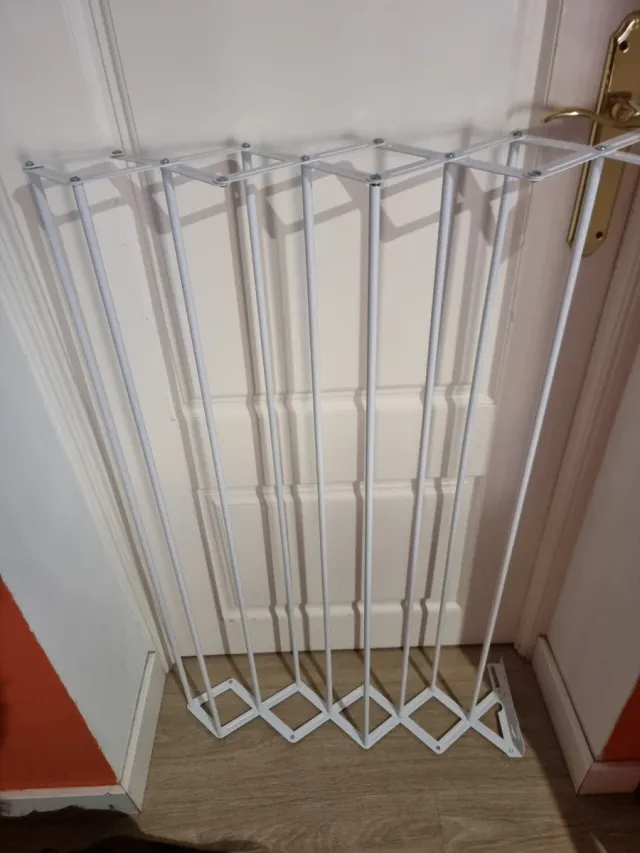 Tendedero extensible de acero