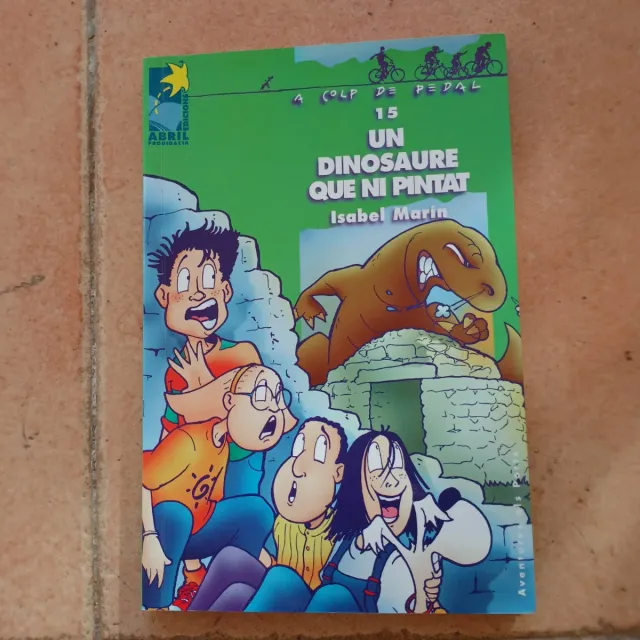 Un Dinosaure Que Ni Pintat