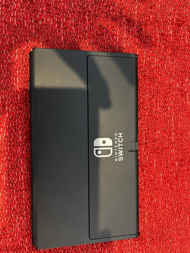 Nintendo Switch OLED Blanca y Negra