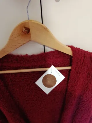 Rebeca de lana roja talla única