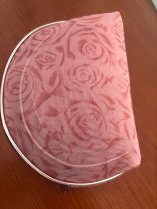 Set 4 neceseres estampado rosa