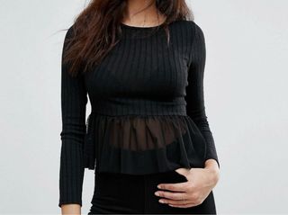 Camiseta peplum negra