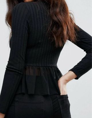 Camiseta peplum negra