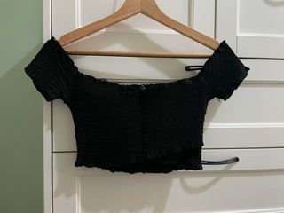 Top negro Bershka elástico