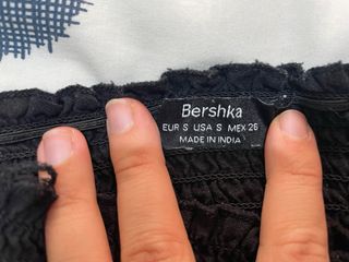 Top negro Bershka elástico