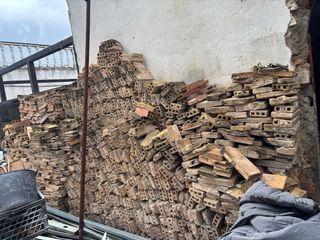 Ladrillos de obra para construcción