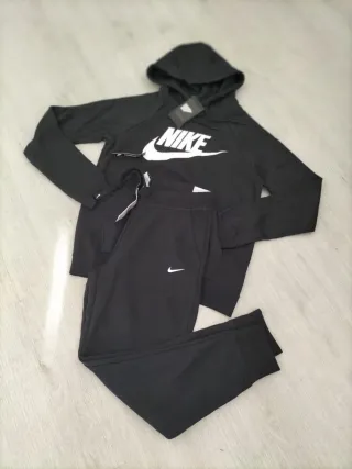 Chándal Nike  Mujer Invierno original capucha
