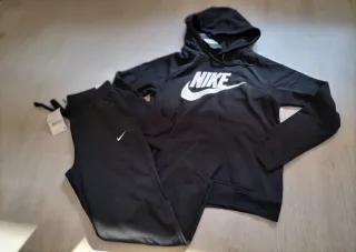Chándal Nike  Mujer Invierno original capucha