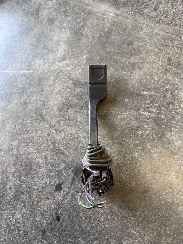 Maneta limpiaparabrisas Mercedes