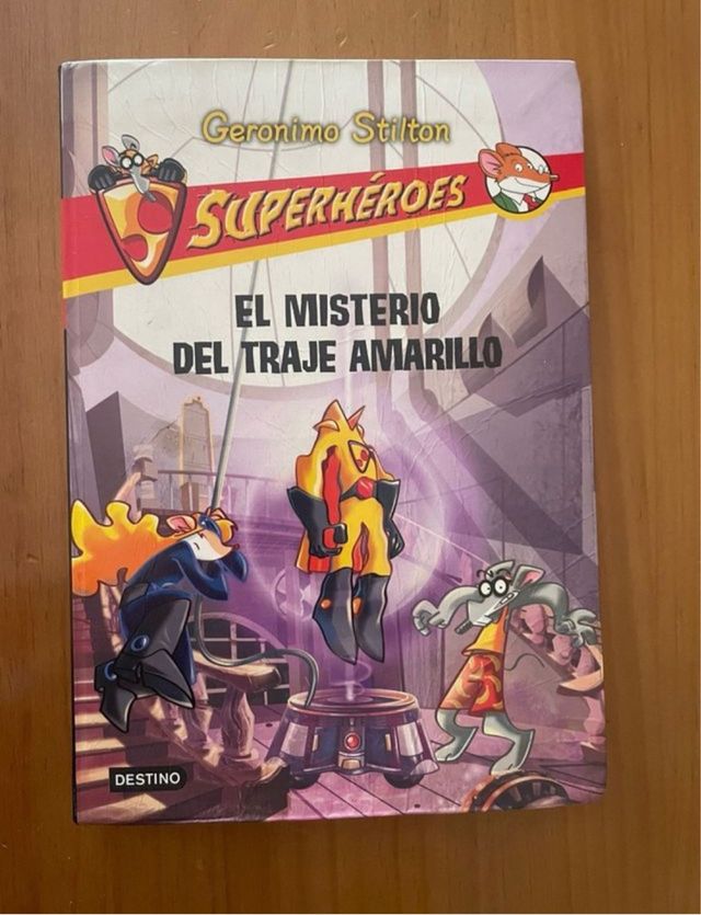 Geronimo Stilton: el misterio del traje amarillo