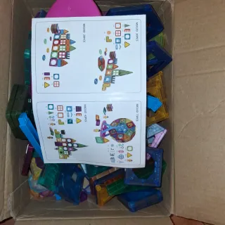 Costruzioni magnetiche 180 pezzi