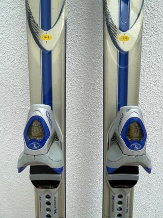 Esquís Rossignol con bastones