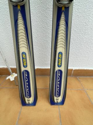 Esquís Rossignol con bastones