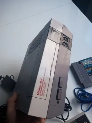 Consola Nintendo NES Completa + Juego