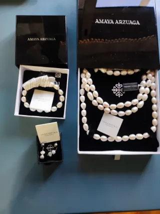 Conjunto perlas Amaya Arzuaga