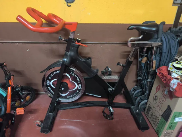 Bicicleta Spinning Bodytone
