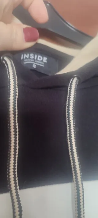 Sudadera con capucha y bloques de color