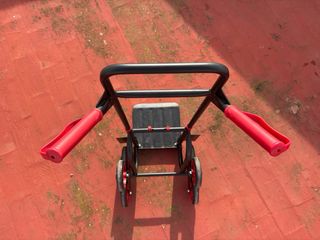 Carretilla salva-escaleras 3 ruedas