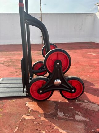 Carretilla salva-escaleras 3 ruedas