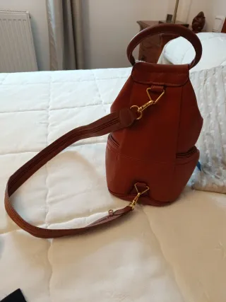 Mochila pequeña de piel