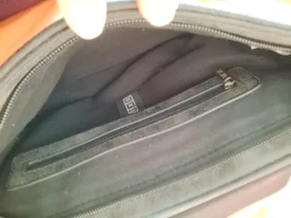 Bolso Misako negro con bordado floral