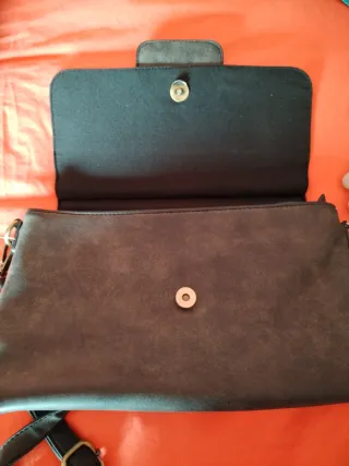 Bolso Misako negro con bordado floral