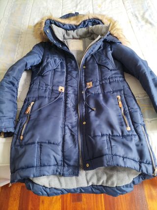 Plumífero con capucha azul marino Zara