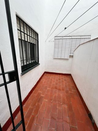Habitación libre en piso compartido