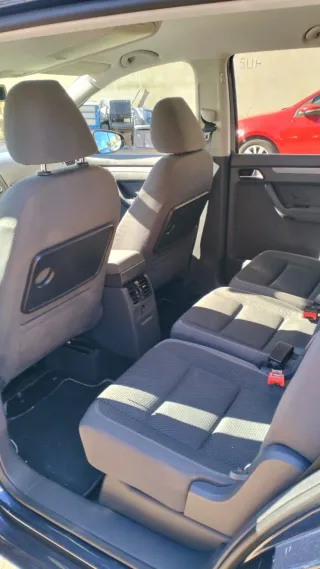 Volkswagen Touran 2012