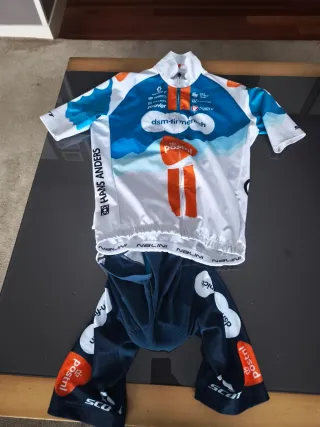 Culotte termico y maillot Gabba Nalini ciclismo S
