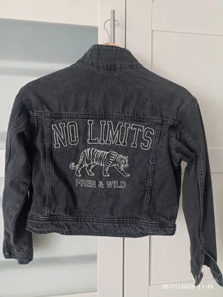 Cazadora vaquera negra