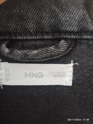 Cazadora vaquera negra