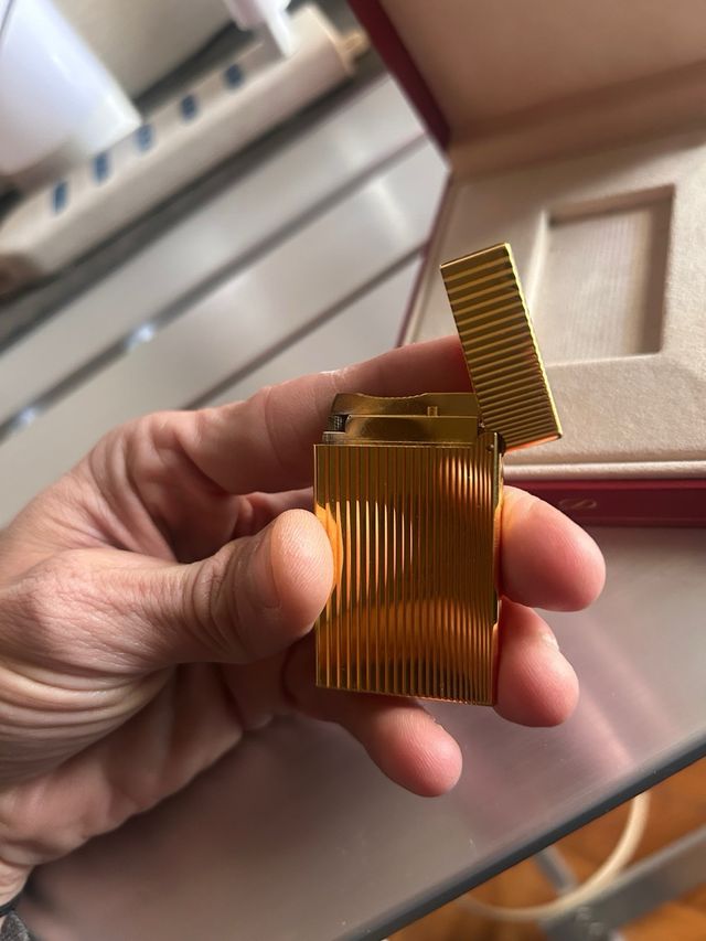 S.T. Dupont Ligne 2 Accendino da tasca Oro Giallo