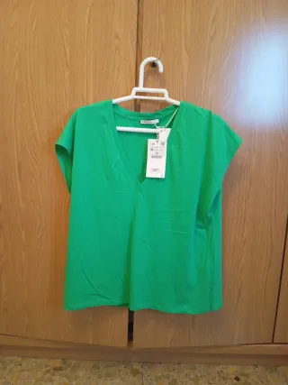 Camiseta Zara Verde Talla M