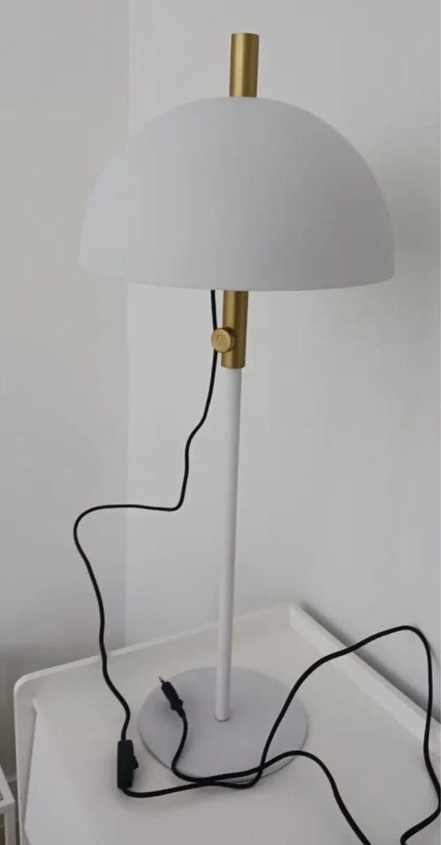 Lámpara Kave Home Metal Dorada Blanca