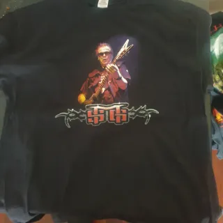 Camiseta Ropa Heavy Negra